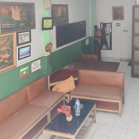 Hotel Arimbi 3 Redpartner Bandung Kültér fotó
